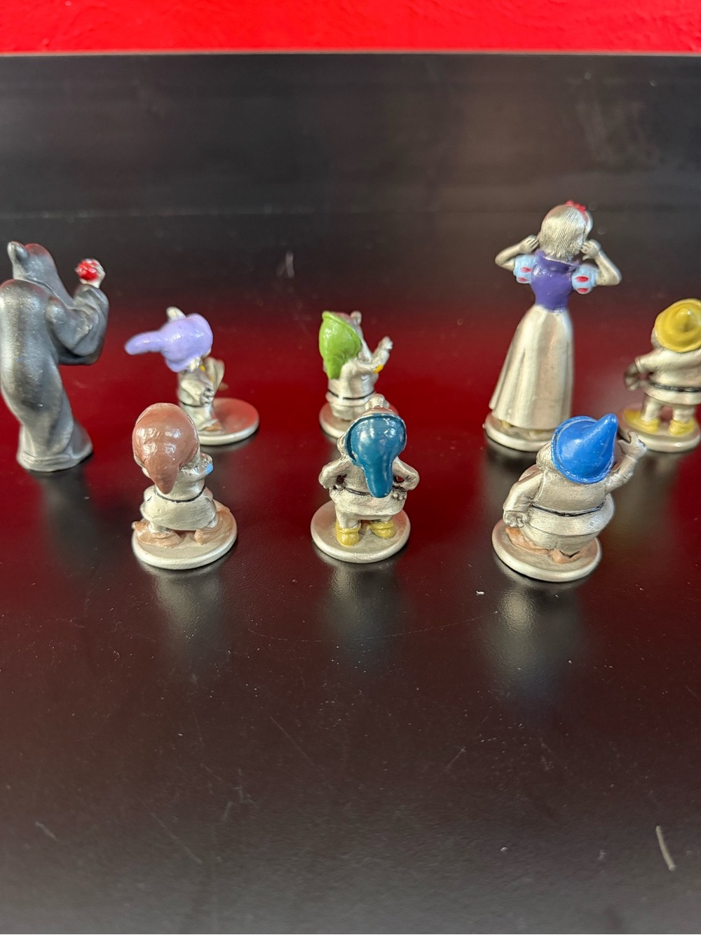 Snow White and Seven Dwarfs Pewter chess pieces- Multicolor